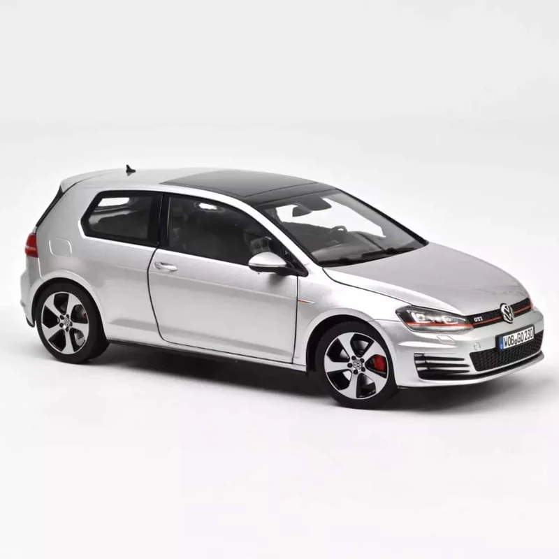 Volkswagen Golf GTI 2013 Reflex Silver 1:18