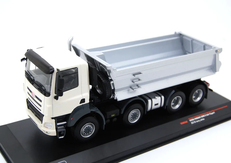 Tatra Phoenix Euro 6 8x8 2016 light beige/silver 1:43