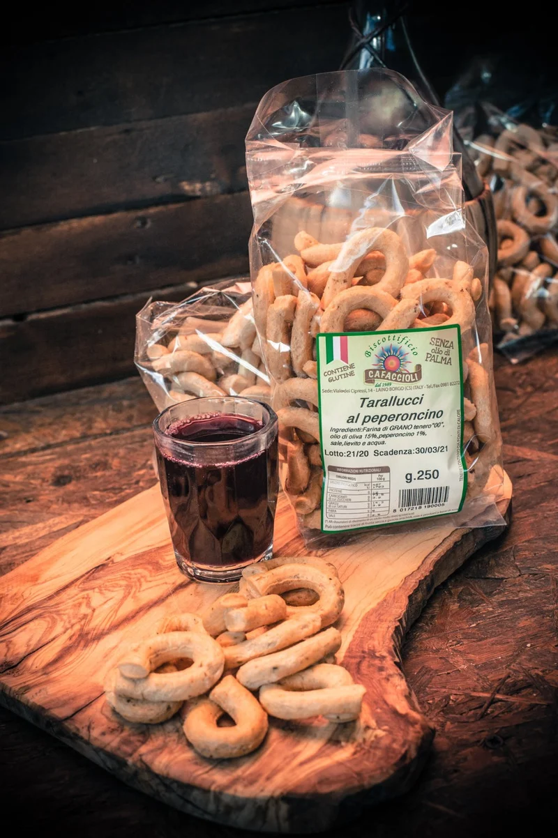 Tarallucci al Peperoncino 250 gr
