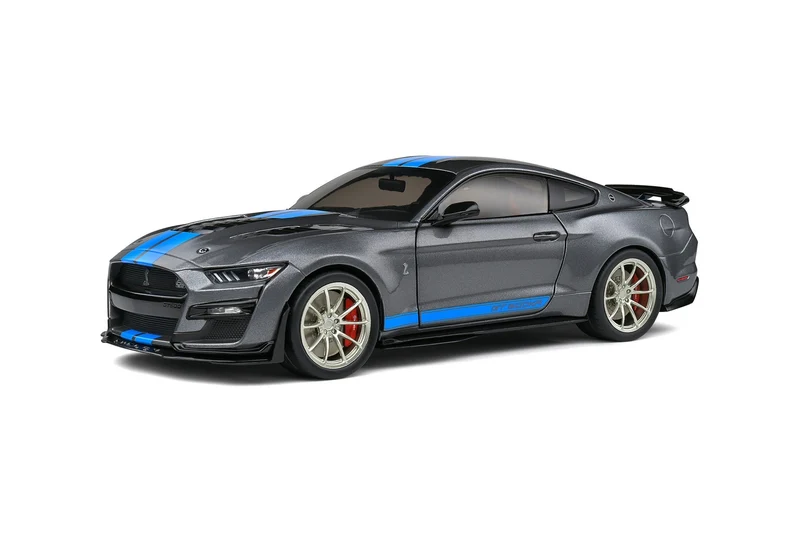 Shelby Mustang GT500 KR 2022 silver grey metallic - blue 1:18