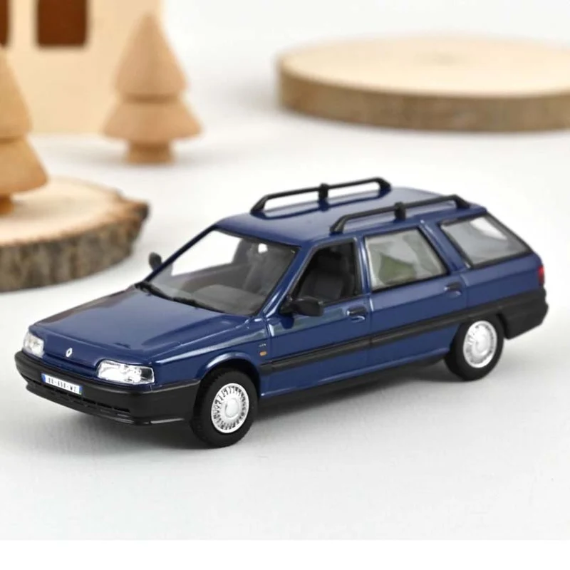 Renault 21 Nevada 2018 Bleu 1:43