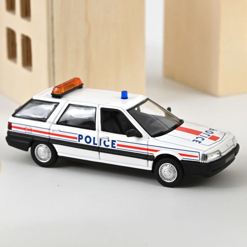 Renault 21 Nevada 1989 Police Nationale 1:43