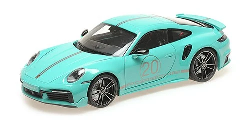 Porsche 911 (992) Turbo S Coupé Sport Design Paket 2021 Light Green 1:18