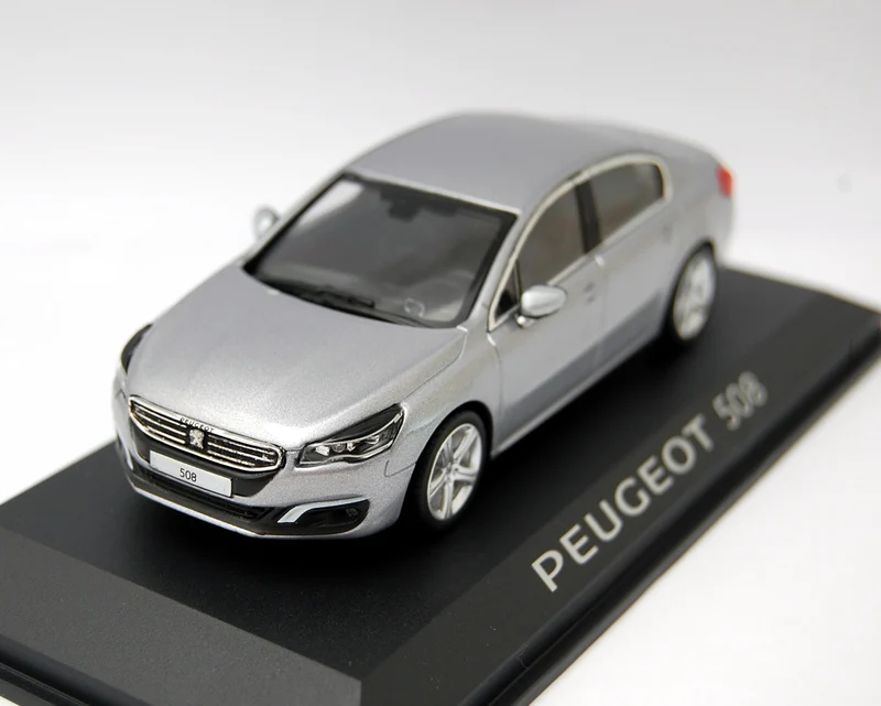 Peugeot 508 Mi-vie 2014 Gris Artense 1:43