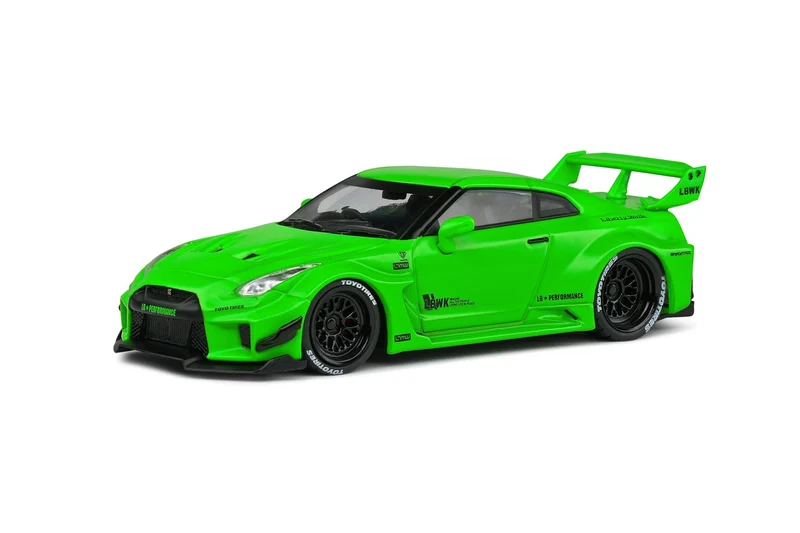 Nissan GT-R (R35) Liberty Walk Body Kit 2020 Acid Green 1:43