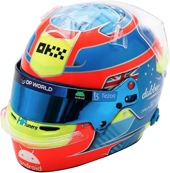 Oscar Piastri Casco Bell Helmet F1 2023 MCL60 Mclaren Mercedes 1:5