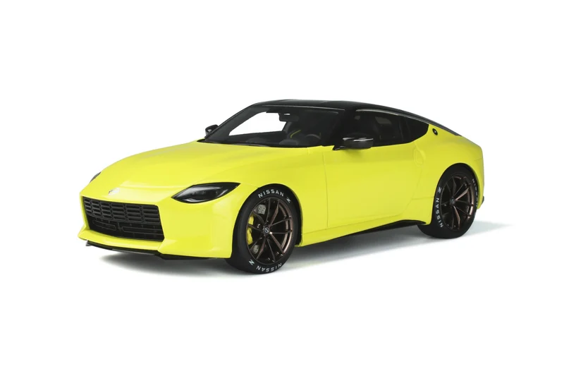 Nissan Z Proto 2021 Yellow Black