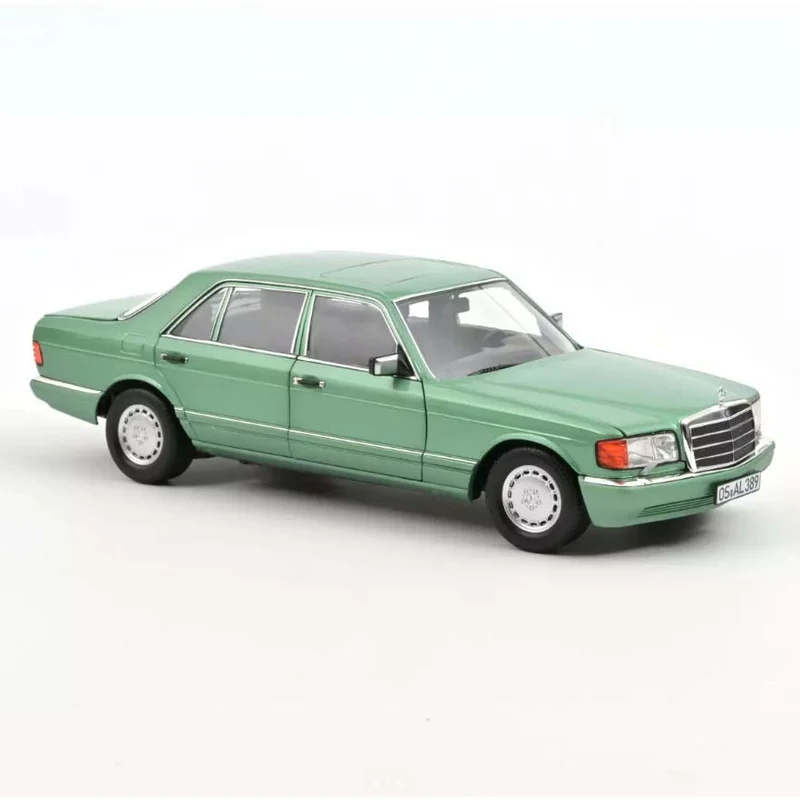 Mercedes-Benz 560 SEL 1991 light green metallic 1:18