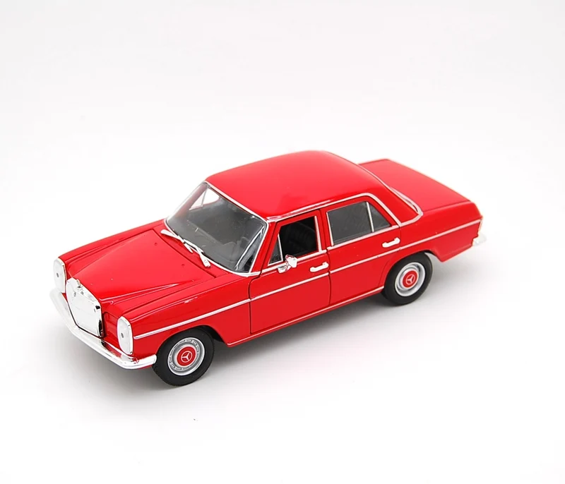 Mercedes-Benz 220 1973 Red 1:24