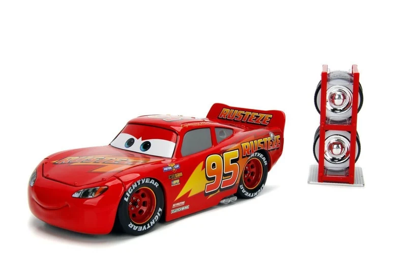 Lightning McQueen Pixar "Cars 3" with extra set of wheels 1:24