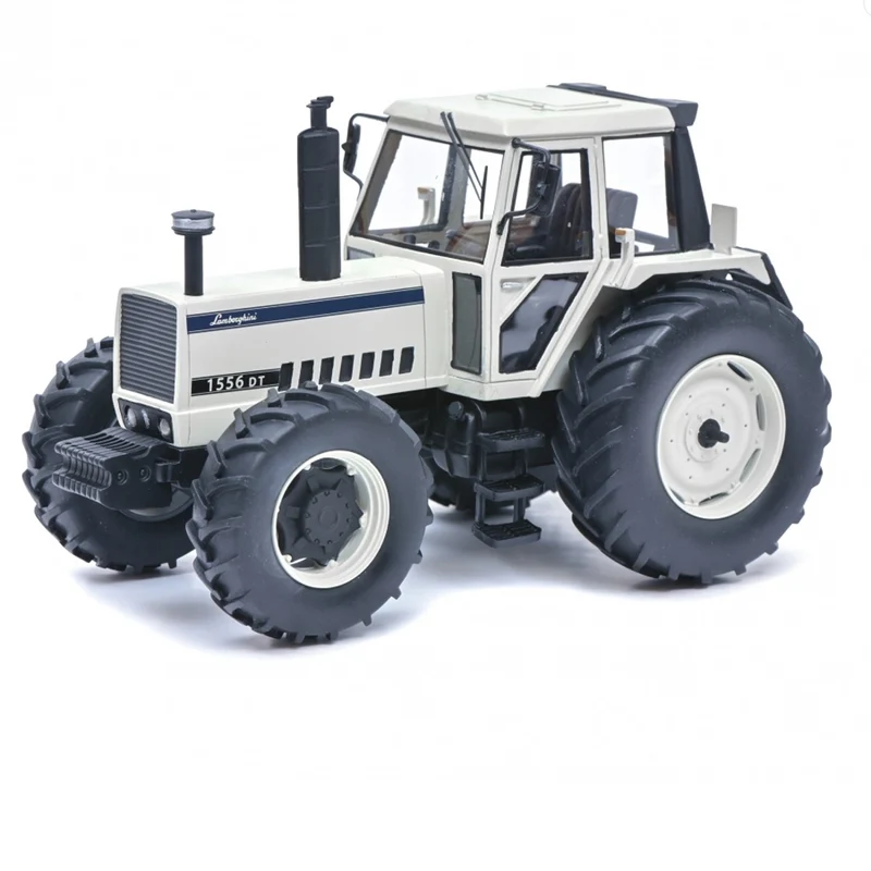 Lamborghini 1556 DT white 1:32