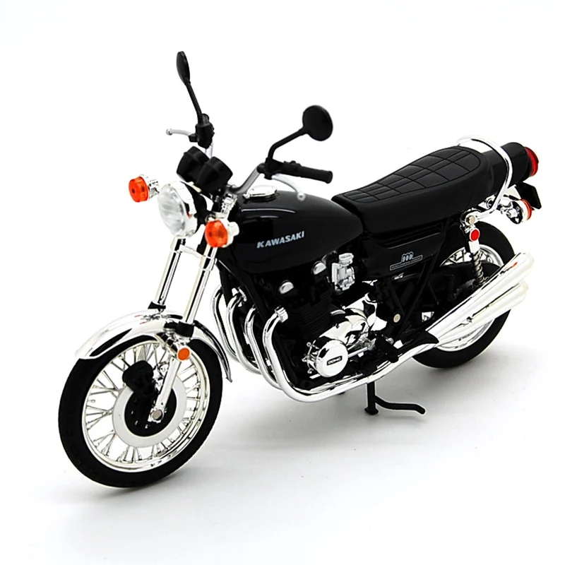 Kawasaki 900 Super4 Z1 1972 Black 1:12