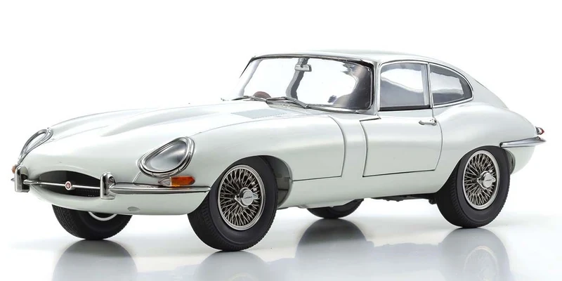 Jaguar E-Type coupe series 3.8 white 1:18