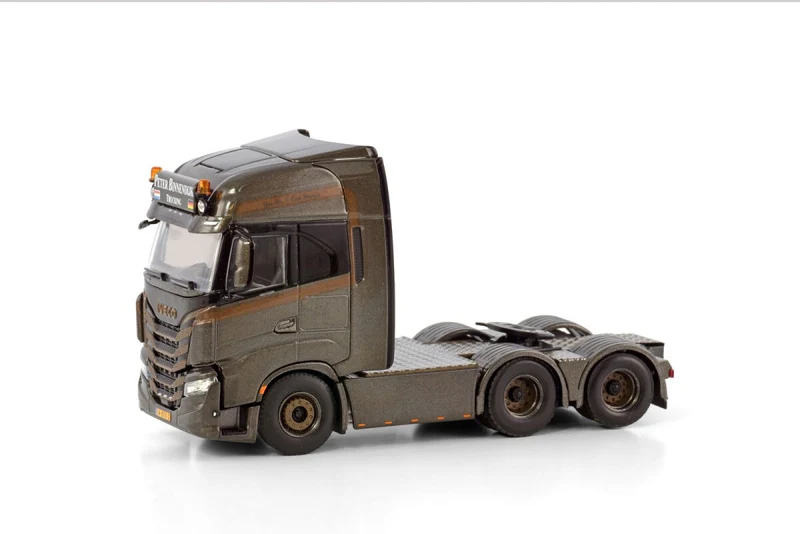Iveco S-Way AS Hight 6X2 "Peter Binnendijk Trucking" (NL) 1:50