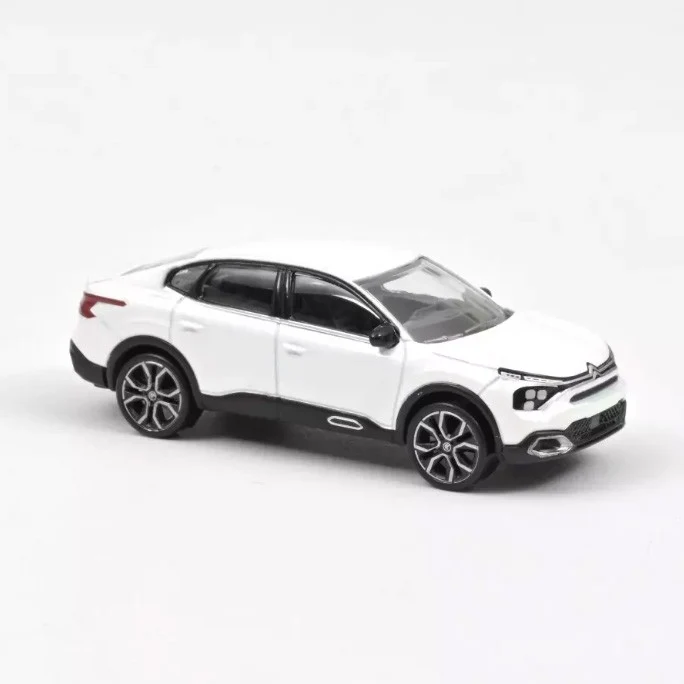 Citroën C4 X 2023 Pearl White 1:64