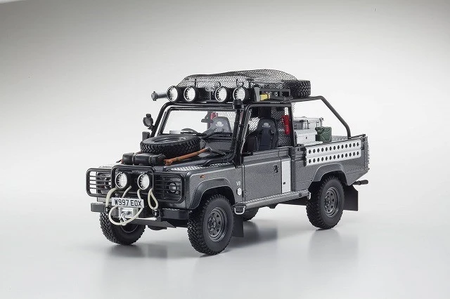 Land Rover Defender 90 Pick-Up 2021 "Tomb Rider Lara Croft" Corris Gray 1:18