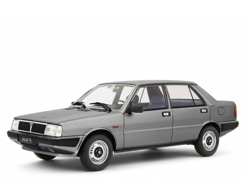 Lancia Prisma 1300 (Intermedia) 1985 Grigio Metallizzato 1:18