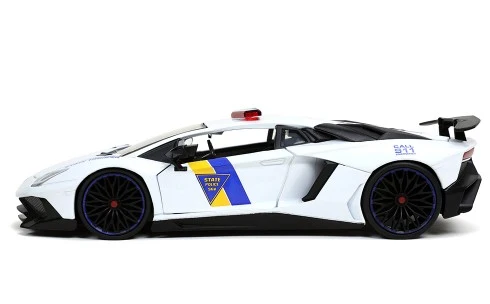 Lamborghini Aventador LP750-4 SV 2015 State Police 1:24