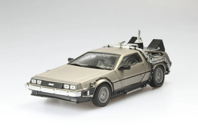 De Lorean DMC "Back to the Future - Ritorno al Futuro" 1988 Parte II 1:18