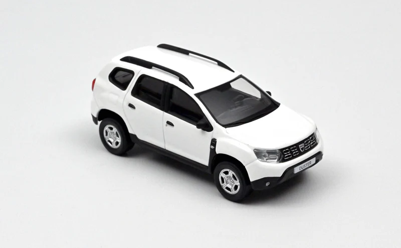 Dacia Duster 2018 White 1:43