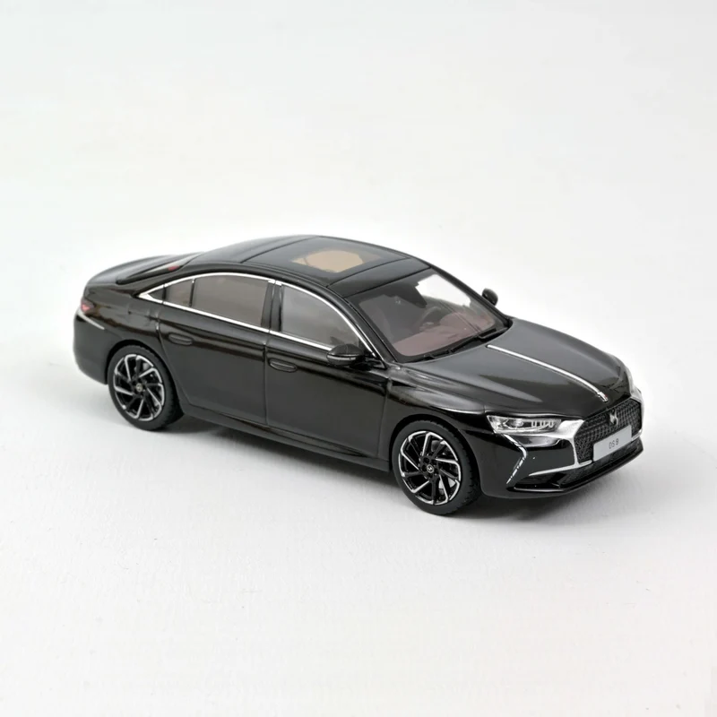 DS 9 2021 Black 1:43