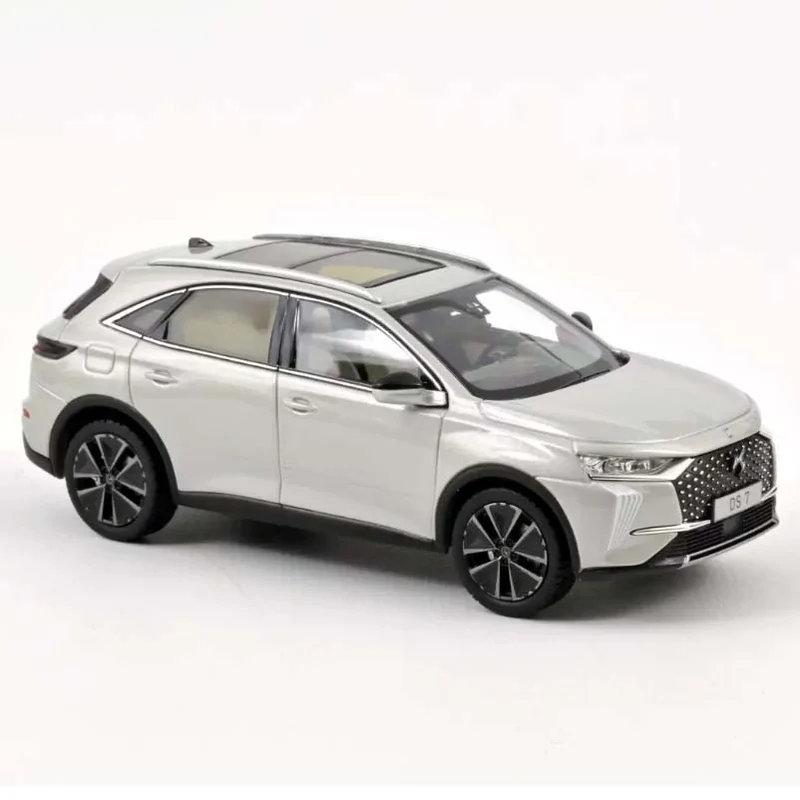 DS 7 2022 Cristal Pearl 1:43
