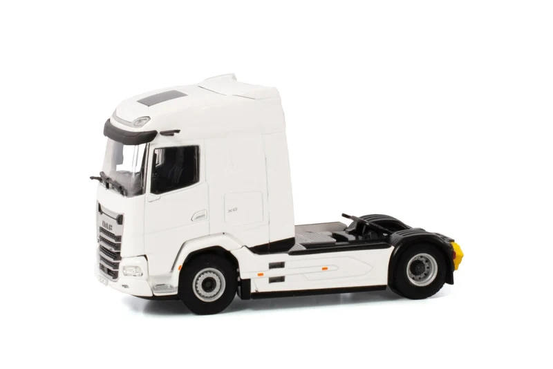 DAF XG 2023 white 1:50