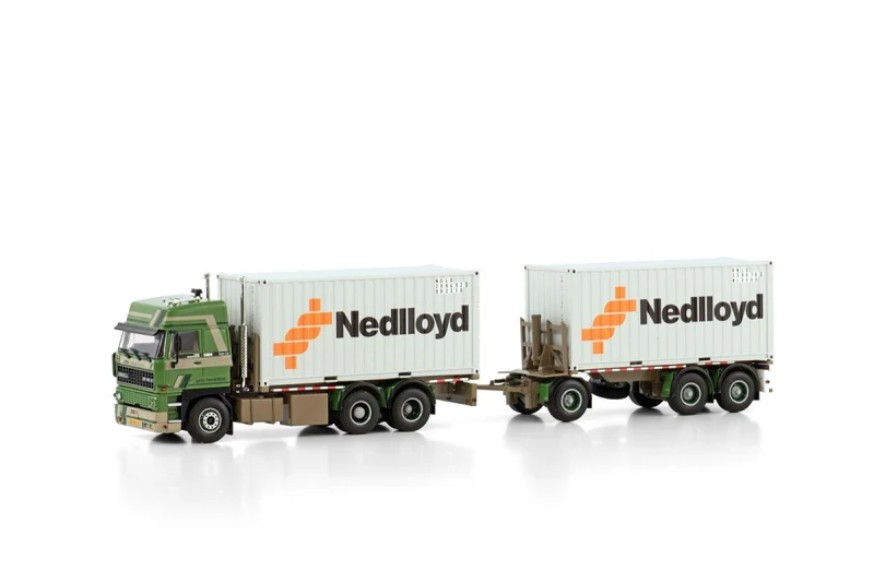 DAF 3300 Space Cab 6X2 Tag Axle Riged Drawbar Container Combi 6 Axle + 2X 20FT Container Nedlloyd 1:50