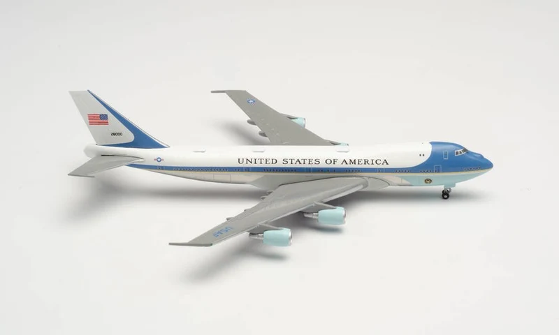 Boeing VC-25A 89°Airlifth Wing Joint Base Andrew 82-800 USA "Air Force One" 1:500
