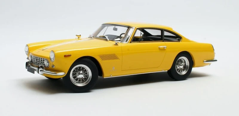 Ferrari 250 GTE 2+2 1960 Giallo Modena 1:18