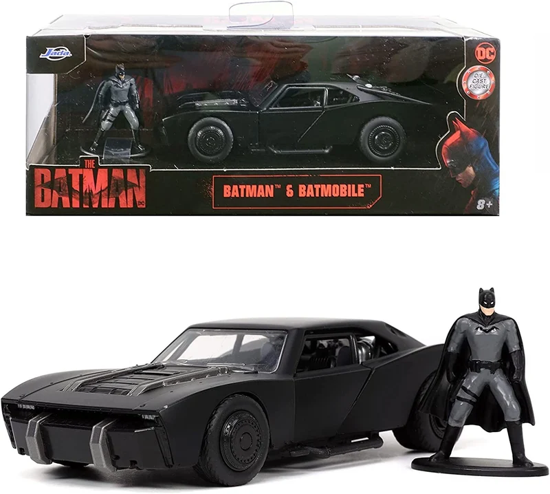 Batmobile 2022 with Batman Figure 1:32