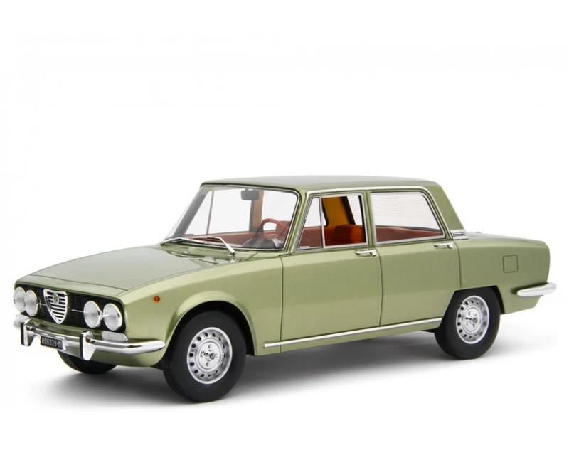 Alfa Romeo 2000 berlina 1971 verde metallizzato 1:18