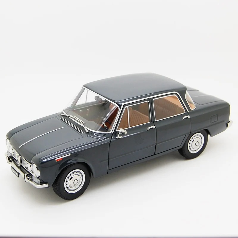 Alfa Romeo Giulia 1.6 Ti 1962 Grigio Grafite 1:18