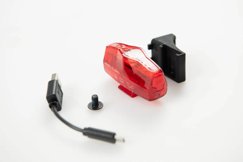 BROMPTON CATEYE VIS150 SADDLE LIGHT USB