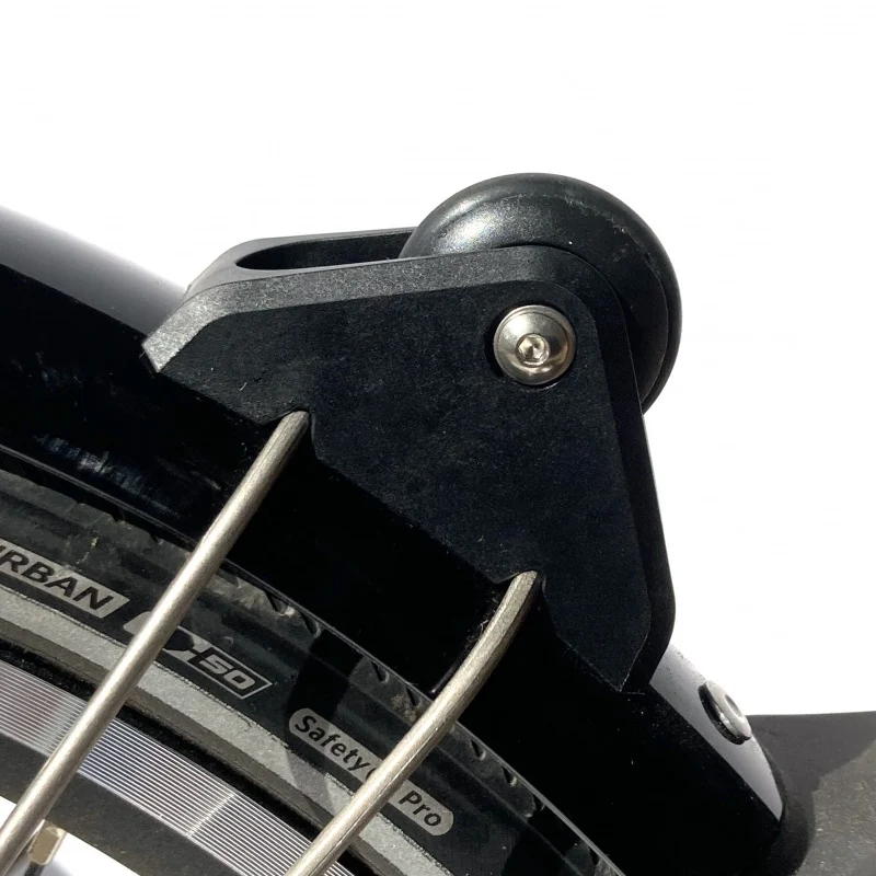 BROMPTON ADV REAR MUDGUARD ROLLER WHEEL