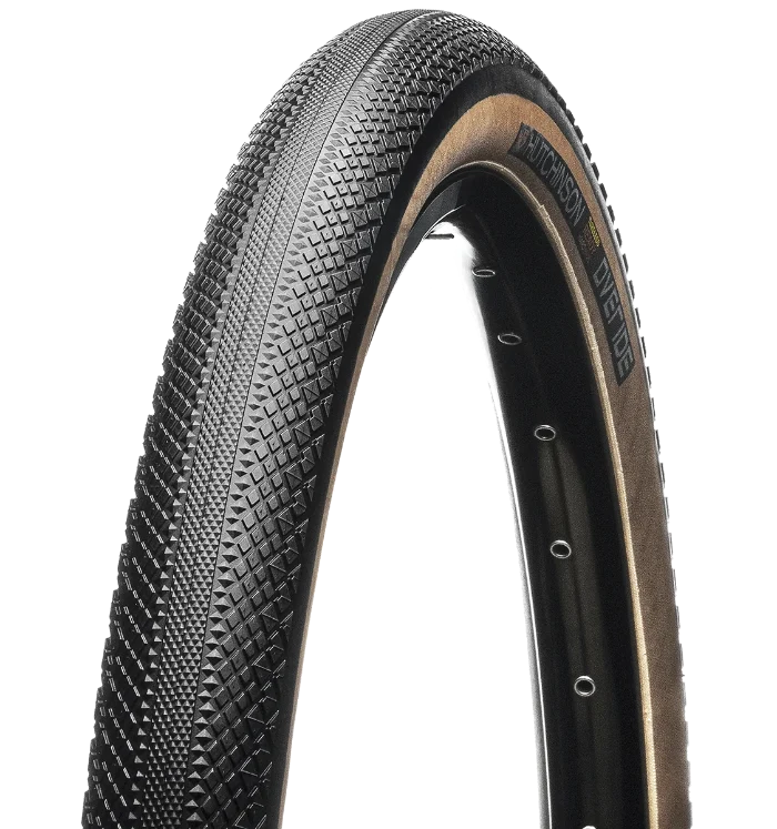 HUTCHINSON OVERIDE 700 X 38 TAN WALL TYRE (TUBE TYPE)