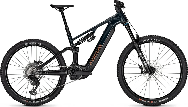 Focus Sam 8 Classicgreen/Obsidianblack 2027