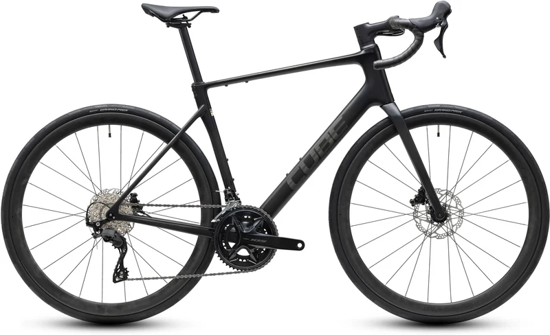 Cube Attain C:62 Race carbon´n´coalchrome 2027