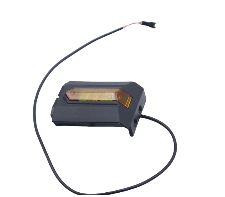 Gruppo fanale posteriore destro KUKIRIN G2 Pro - versione 2024
