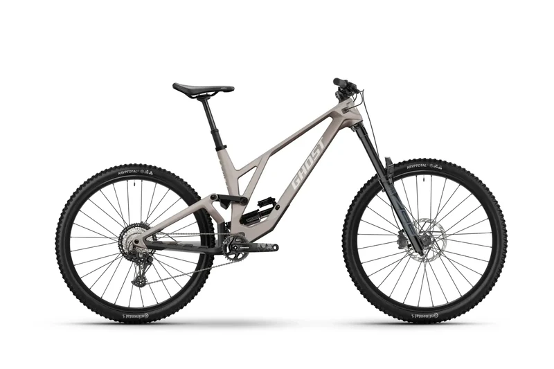 Ghost Poacha pebble 2026