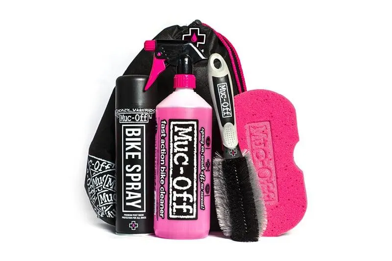 Muc Off Essential Kit cleaning set