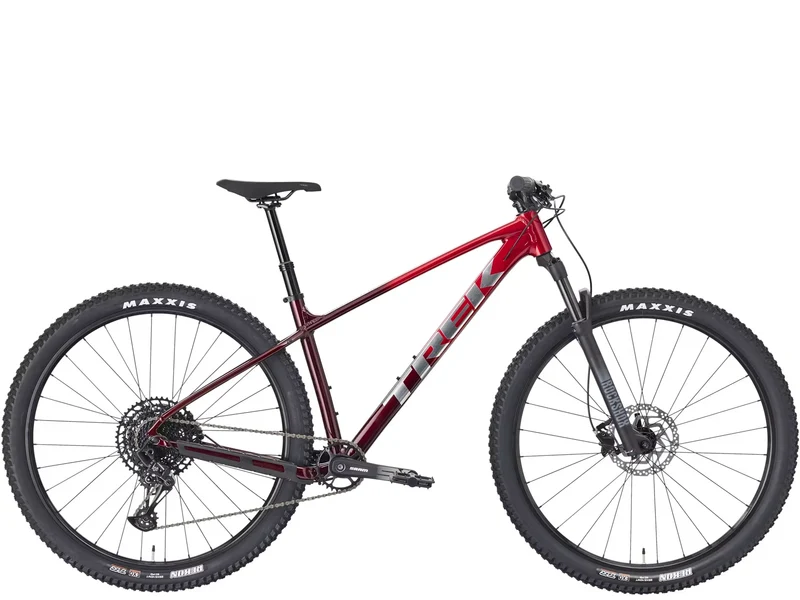 Trek Marlin 7 Gen 3 Fury Red/Lithium Gray Fade 2026