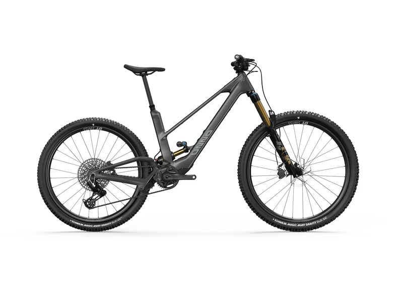 UNNO MITH PRO CARBON MAT 2025