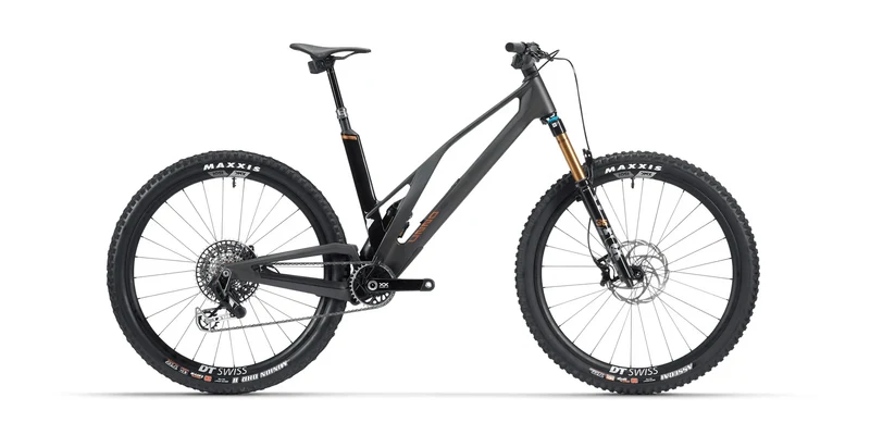 UNNO DASH Factory Matter Carbon Raw Copper