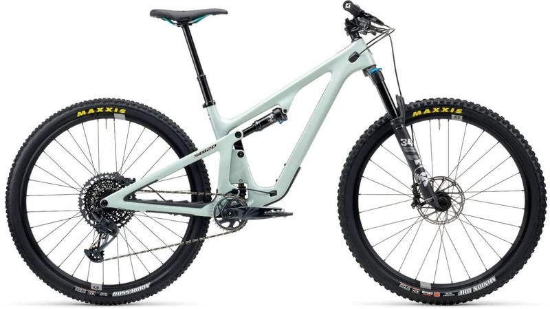 Yeti SB120 C2 hole